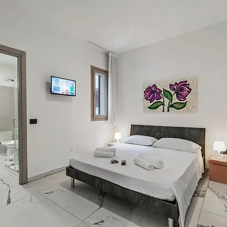Pino With Shared Pool Apartman Torre Lapillo