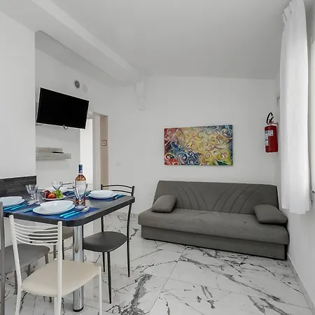 Pino With Shared Pool 토레 라필로