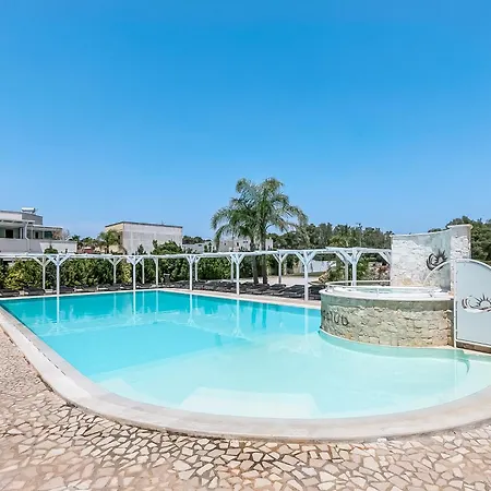 Apartman Pino With Shared Pool