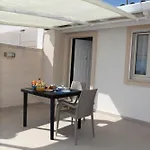 Apartment Pino With Shared Pool Torre Lapillo