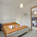 Pino With Shared Pool Apartment