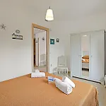 Apartment Pino With Shared Pool