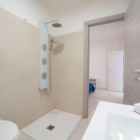 Pino With Shared Pool - Happy Apartment