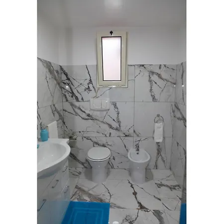 Pino With Shared Pool - Happy Torre Lapillo