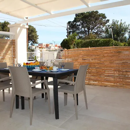 Pino With Shared Pool - Happy Apartment *