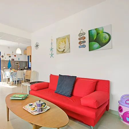 Pino With Shared Pool * Torre Lapillo