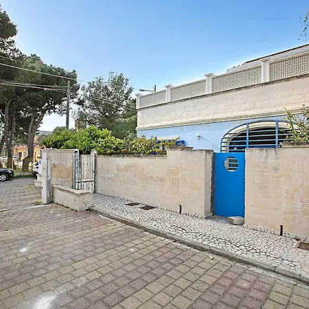 Apartment Pino With Shared Pool - Happy