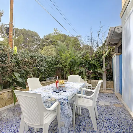 Pino With Shared Pool - Happy Apartment Torre Lapillo