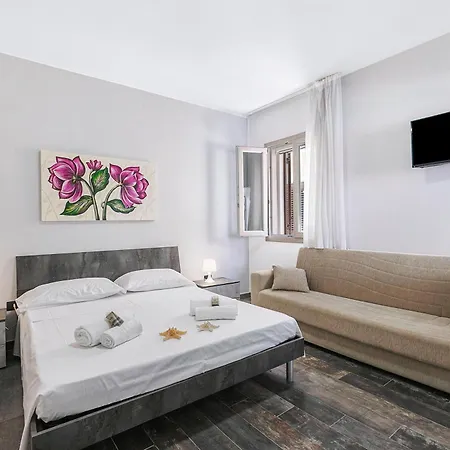 Apartament Pino With Shared Pool