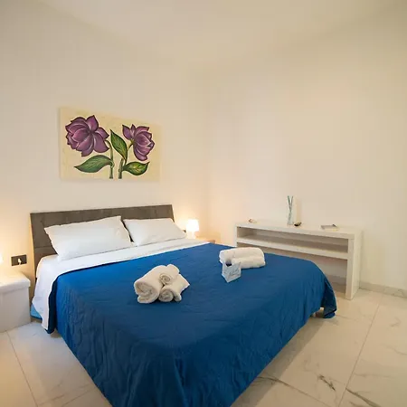 Pino With Shared Pool Apartament *