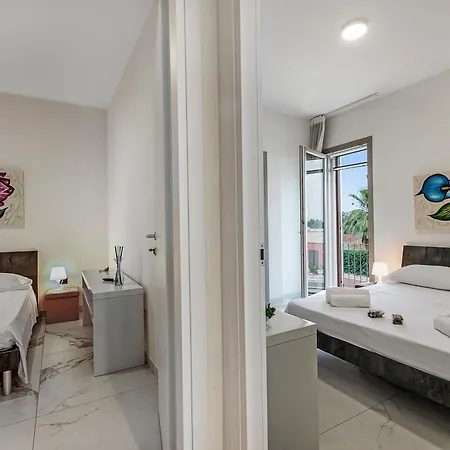 Apartament Pino With Shared Pool