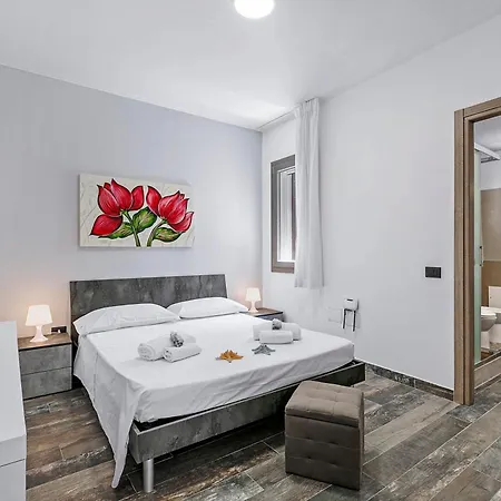 Pino With Shared Pool Apartament