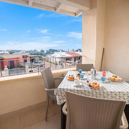 Pino With Shared Pool * Torre Lapillo