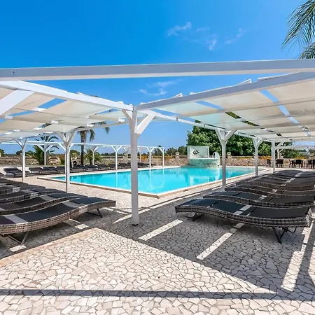 Pino With Shared Pool
