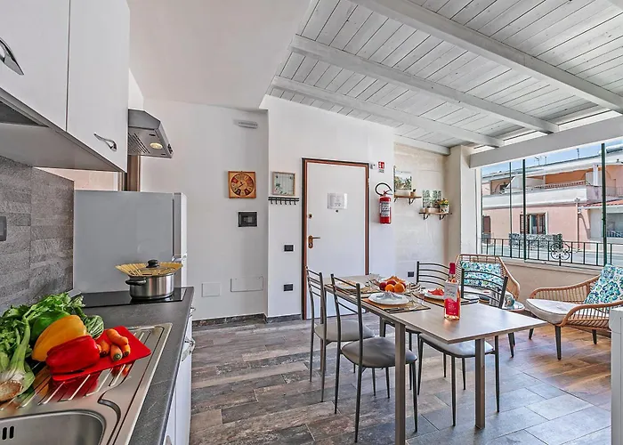 Pino With Shared Pool Torre Lapillo