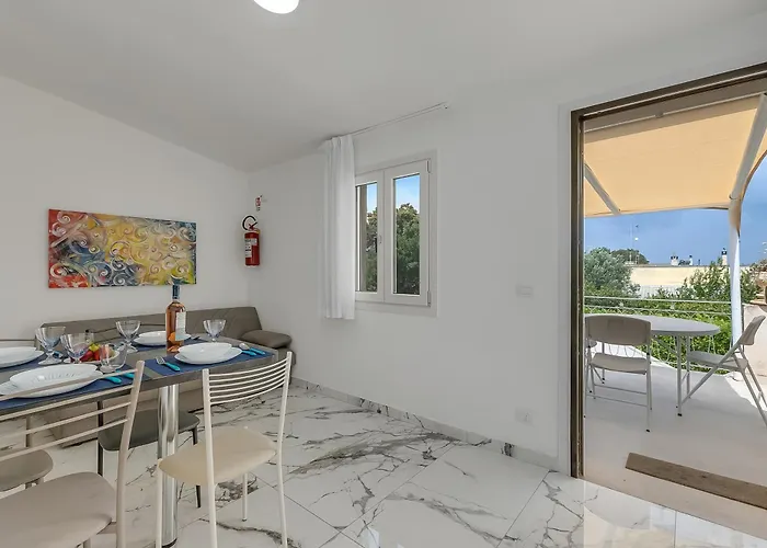 Daire Pino With Shared Pool Torre Lapillo